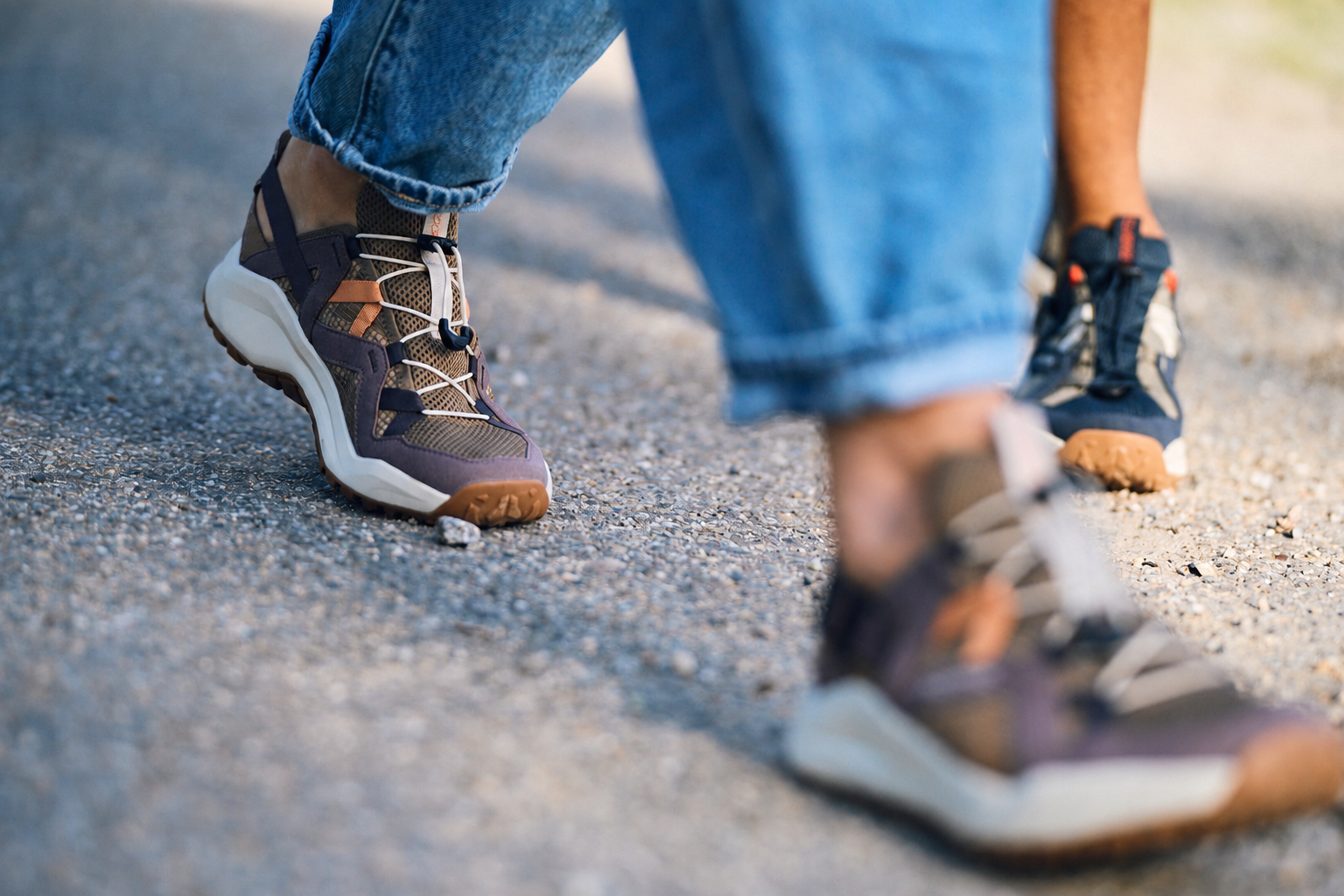 Beratung für Wanderschuhe bei Sport Danler in Neustift